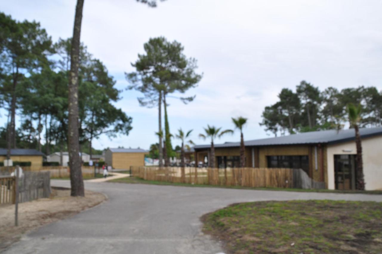 Mobilhome Cote Landaise Les Dunes De Contis 4 Saint-Julien-en-Born Eksteriør bilde